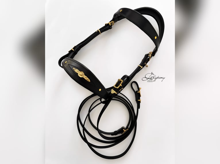 Cabezada Lazypony de estilo barroco, Fancy handcrafted baroque bridle Lazypony