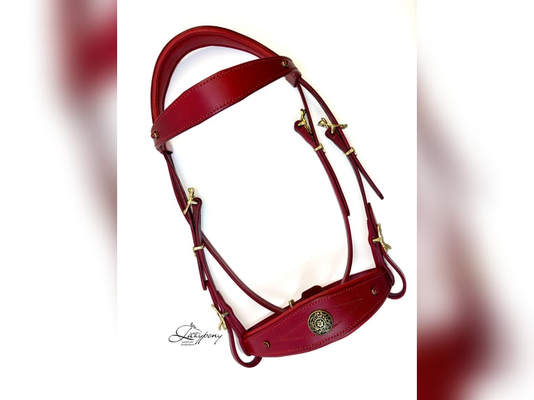 Cabezada Lazypony de estilo barroco, Fancy handcrafted baroque bridle Lazypony