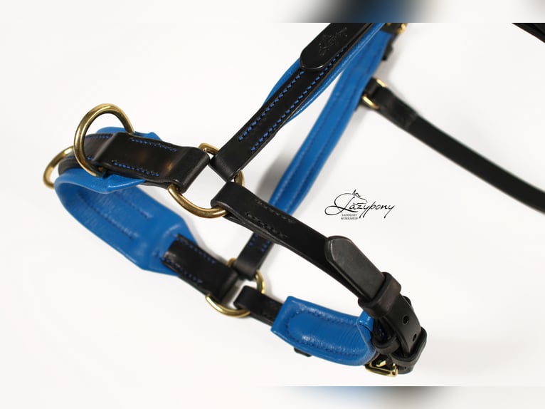 Cavesson francés de estilo barroco Lazypony, French baroque style cavesson Lazypony