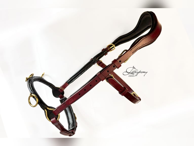 Cavesson francés de estilo barroco Lazypony, French baroque style cavesson Lazypony