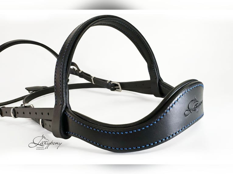 Cabezada artesanal Working Equitation Lazypony, handcrafted bridle Working Equitation Lazypony