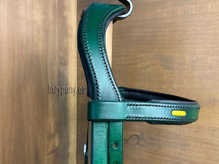 Cabezada artesanal Working Equitation Lazypony, handcrafted bridle Working Equitation Lazypony