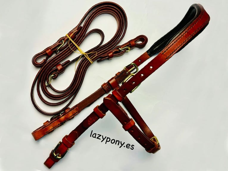 Cabezada francesa anatómica Lazypony, Anatomical french bridle Lazypony with reins