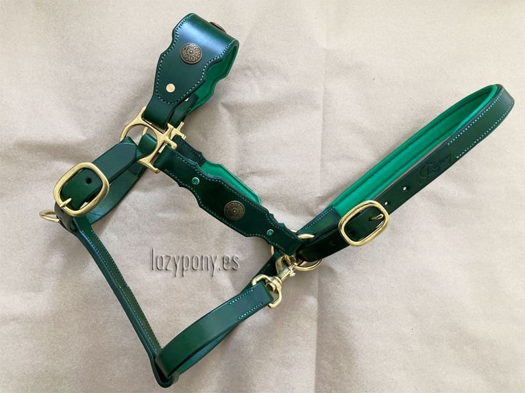 Baroque horse halter Lazypony, Cabezada cuadra Barroca Lazypony, cabezada de cuero