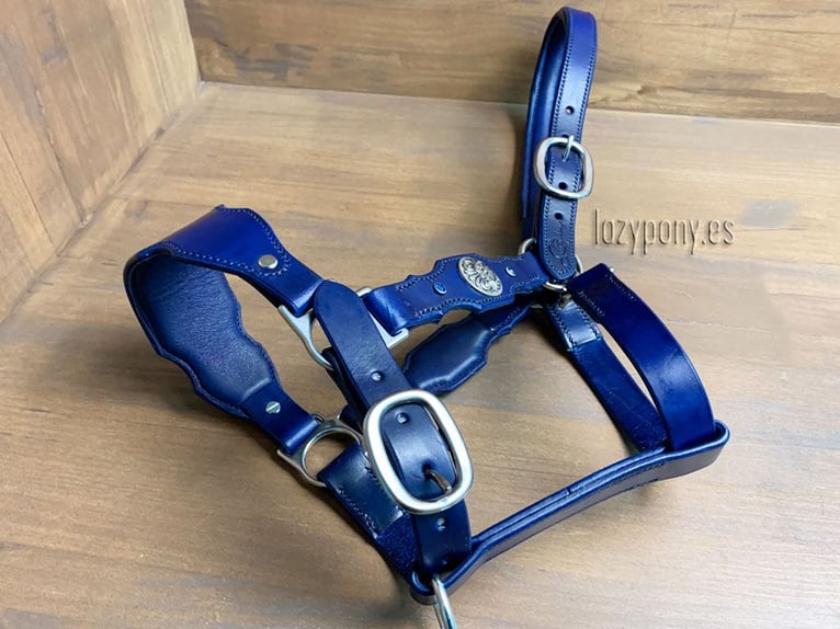 Baroque horse halter Lazypony, Cabezada cuadra Barroca Lazypony, cabezada de cuero