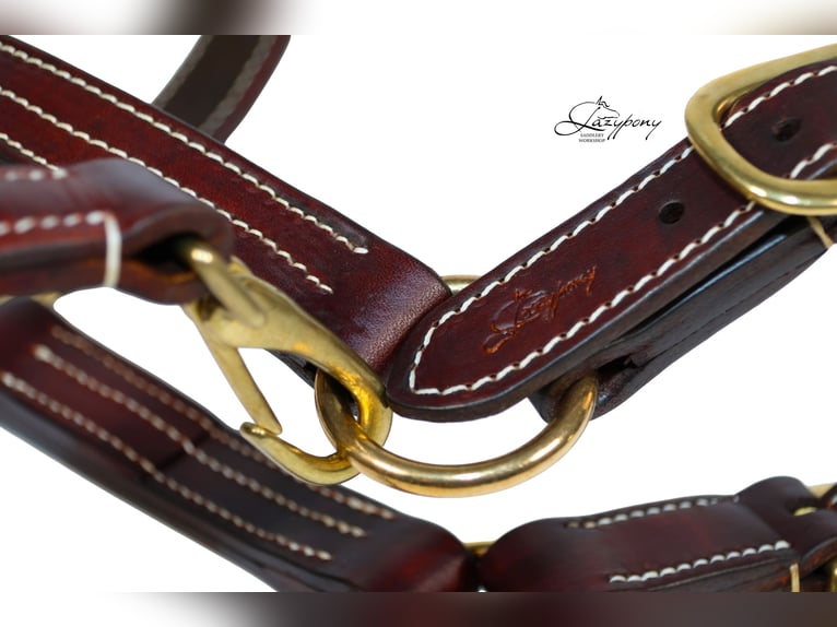 Cabezada de Cuadra de Cuero Triple Stitch Lazypony |  Triple Stitch Leather Halter Lazypony