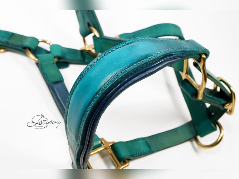 Cabezada de сuadra de cuero premium Classic Lazypony/ Patent leather premium halter Lazypony