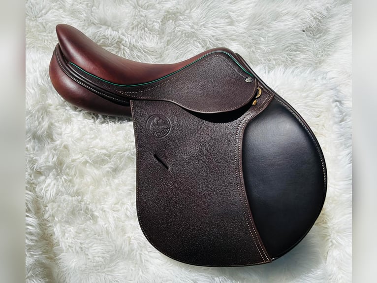 silla de salto marca de Ucha 17,5 