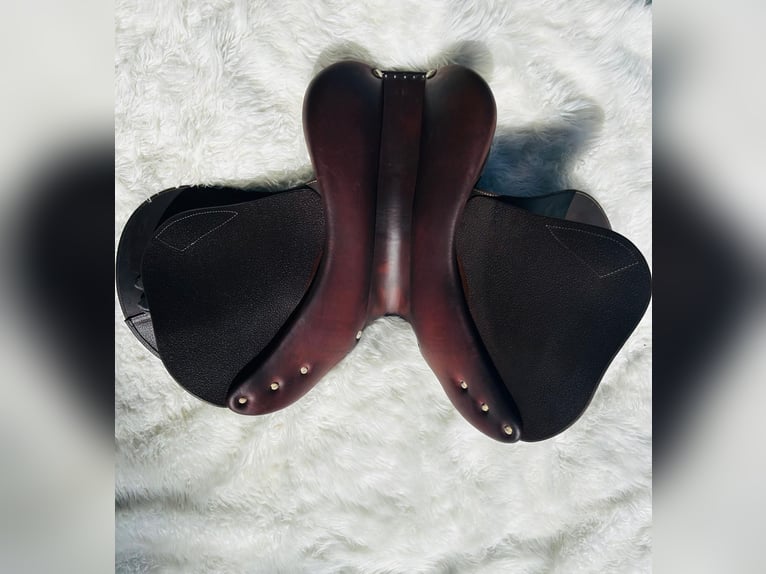 silla de salto marca de Ucha 17,5 