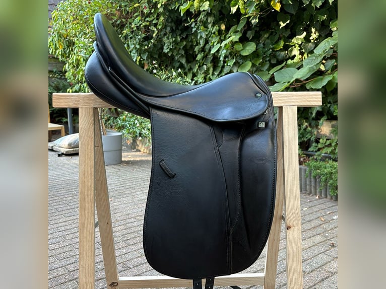 Montura Stübben Maestoso de Luxe – 18”