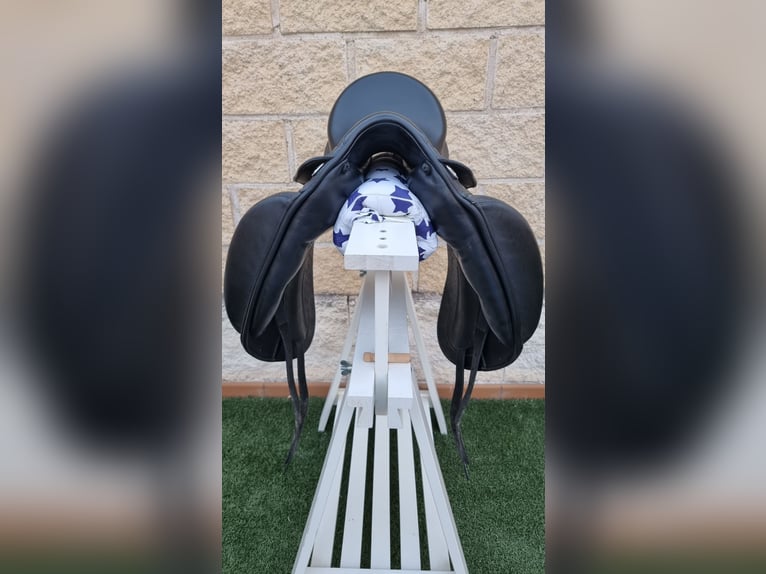 Silla Prestige Paion K Dressage 17,5 pulgadas