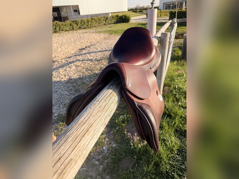 Vendo montura top casi nueva