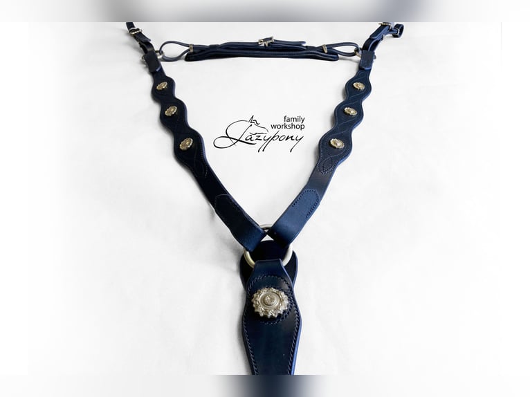 Pechopetral Portugués Lazypony, baroque horse breastplate, pechopetral de cuero Lazypony
