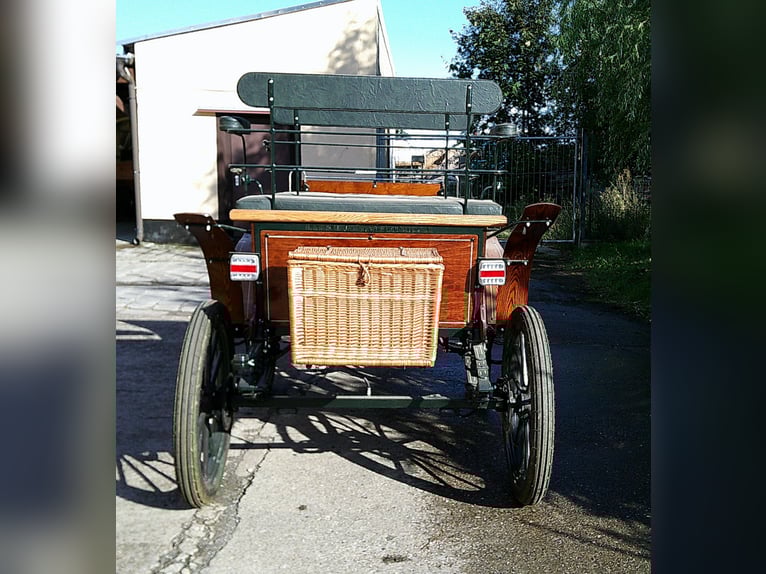 Komfortabler Jagdwagen m. E-Anlage