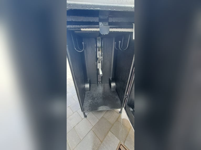 Cuarto de equipaje móvil para Ifor Williams HB 506