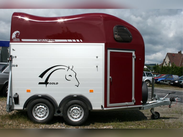 Caballo Liberte Gold II de aluminio, velocidad máxima de 100 km/h, Pullmann con doble suspensión