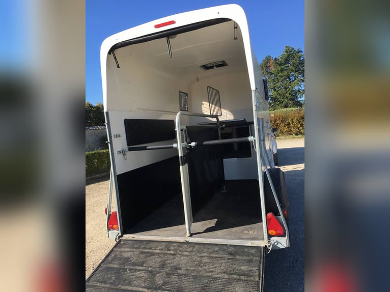 Caballo Liberté para 2 caballos, coche para transporte en casa