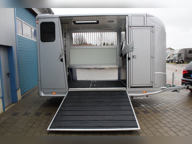 Remolque para caballos con 2 rampas, modelo nuevo, para caballos de caballo, transporte de caballos,