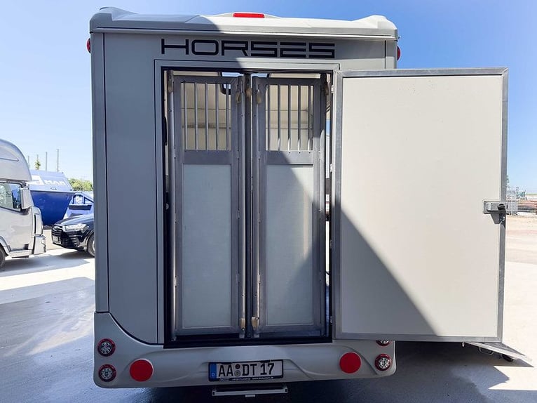 Remolque para transporte de caballos, remolque DT, con vivienda, adecuado para caballos, incluyendo 