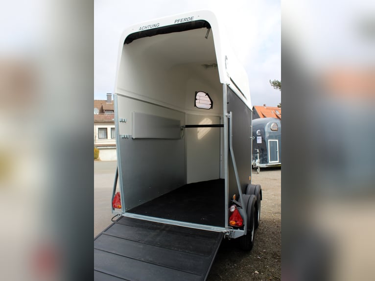 CL Gold ONE White Line 1,5 m con suelo de aluminio, equipamiento completo