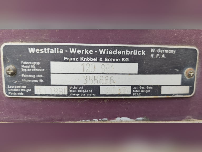 Remolque doble para caballos de Westfalia, en excelente estado de conservación – completamente revis