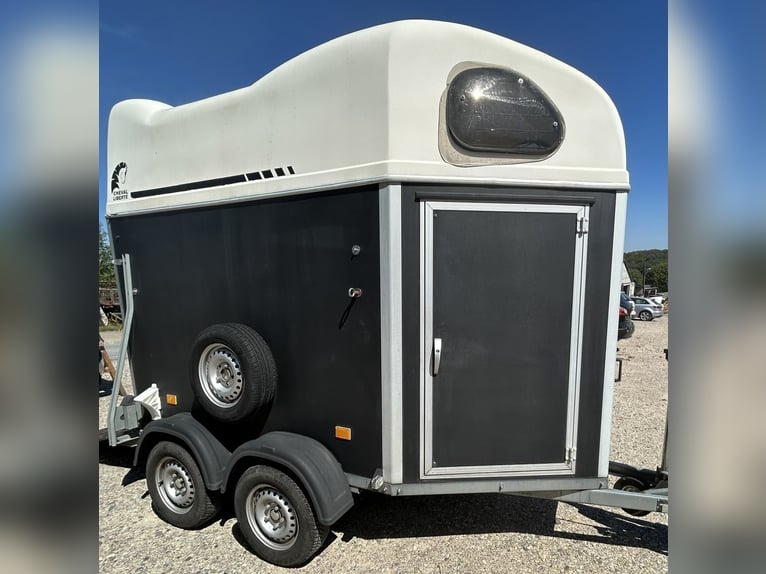 Remolque para caballos Cheval Liberté para 1,5 caballos – Plataforma de aluminio – Inspección TÜV vá