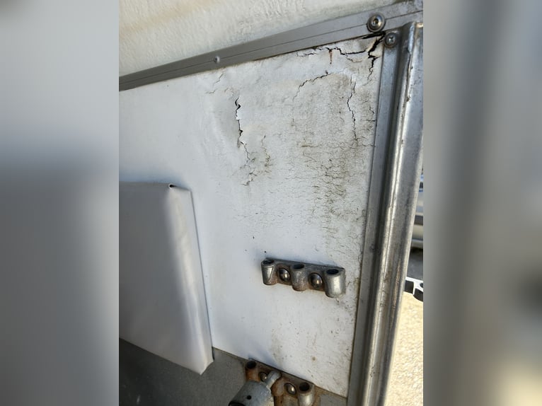 Remolque para caballos Cheval Liberté para 1,5 caballos – Plataforma de aluminio – Inspección TÜV vá