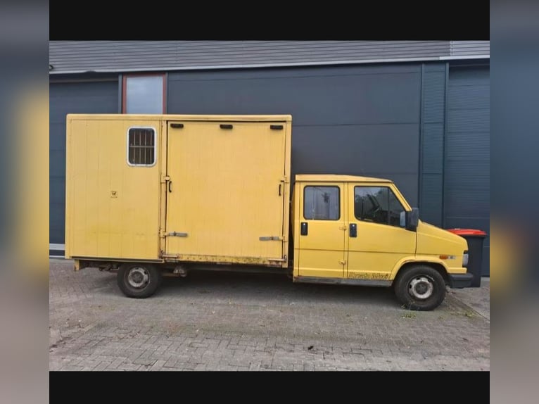 Carro de dos caballos. En los Países Bajos exento de impuestos de circulación, inspección técnica vá