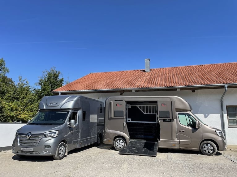Renault EQUITA 2-Pferdetransporter 5-Sitzer LKW NEU