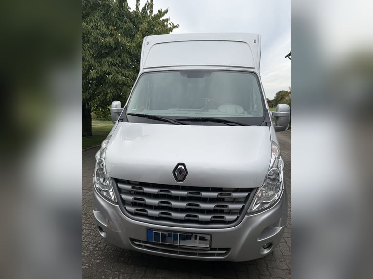 Renault Master con estructura MTM - 3,5 toneladas