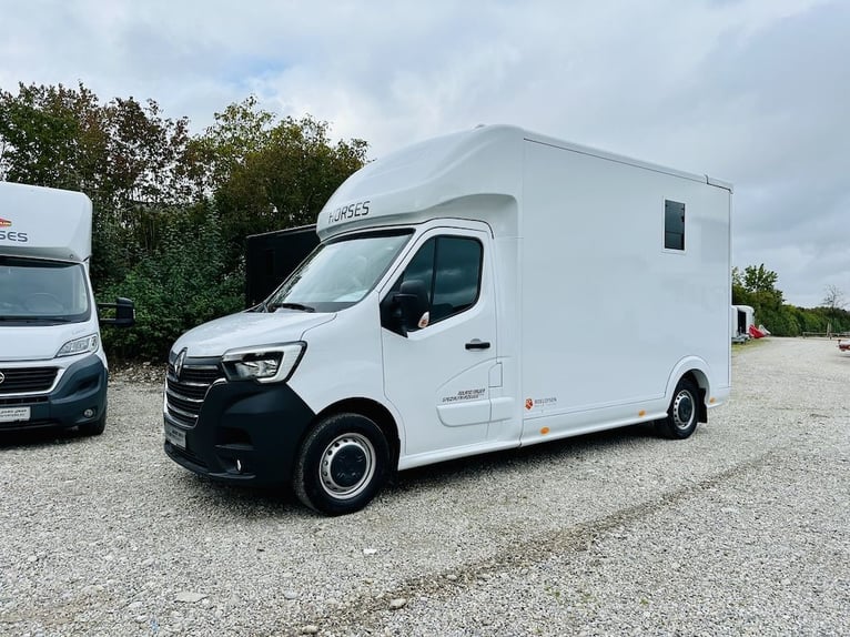 Renault Roelofsen Yorse Transporte de caballos para 2 caballos, de 3,5 toneladas, con 165 CV, transm