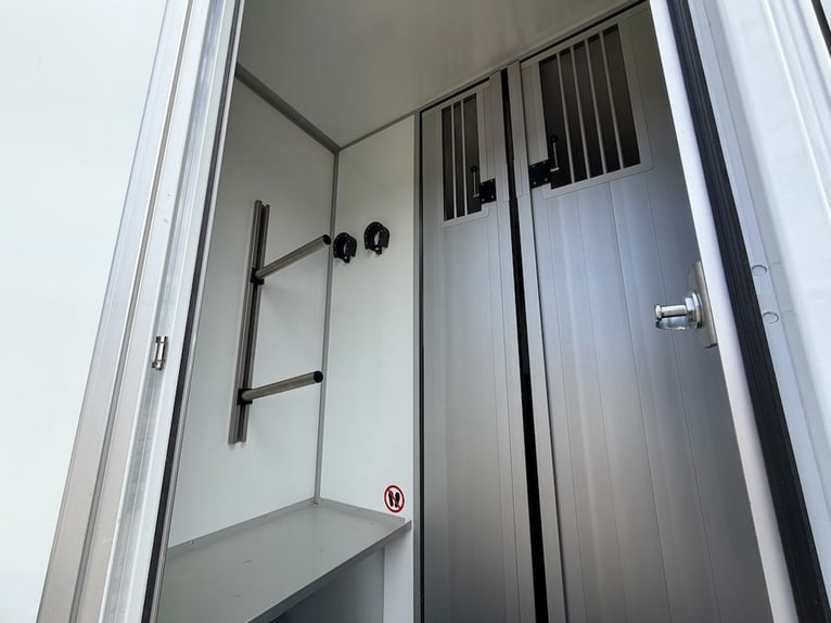 Renault Roelofsen Yorse transportín para 2 caballos - último modelo - alta capacidad de carga - PREC