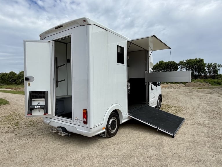 Renault Roelofsen Yorse transportín para 2 caballos - último modelo - alta capacidad de carga - PREC
