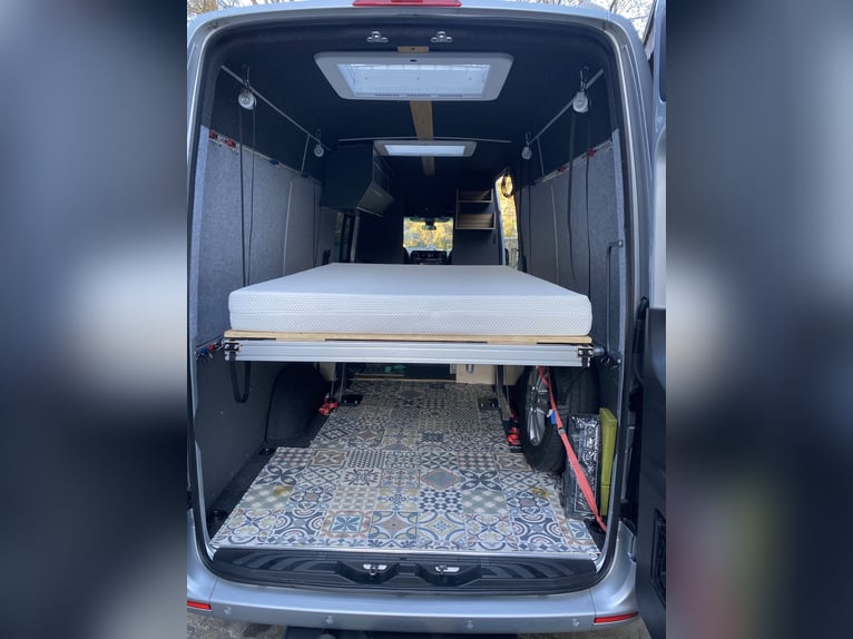 Sprinter WoMo 319 con remolque para caballos y carruajes opcional, gancho de remolque L3H2 V6