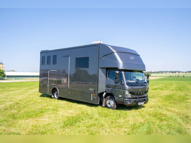 Mercedes-Benz transportín para caballos Fuso POP-Out, con 3 plazas, autocaravana, transporte de gana