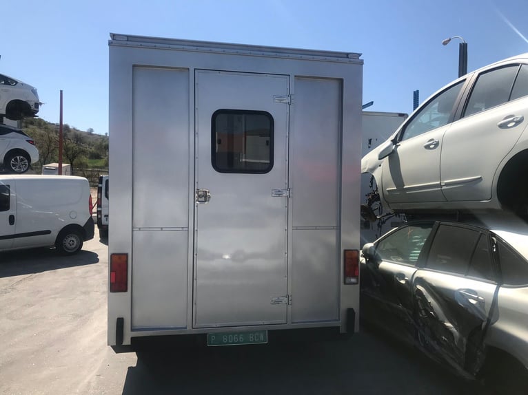 Renault Master 2,8 dci  para 2 caballos 