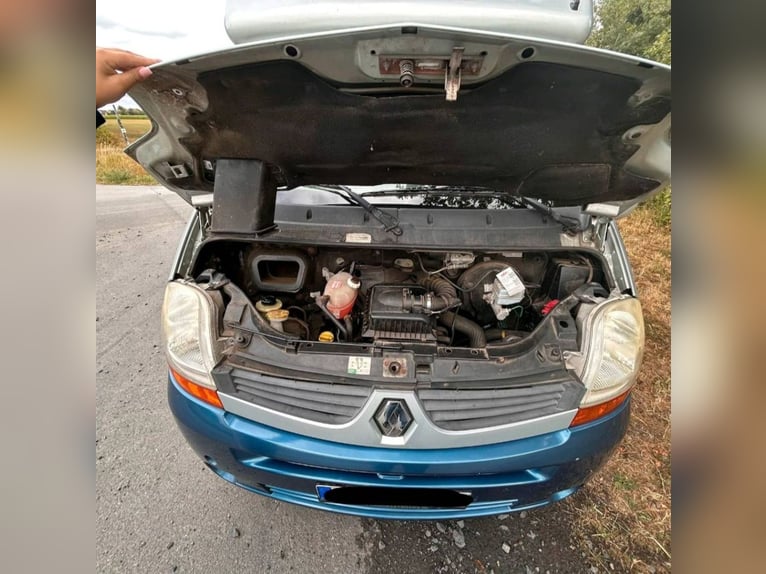 Renault Master II - Equitación para semental