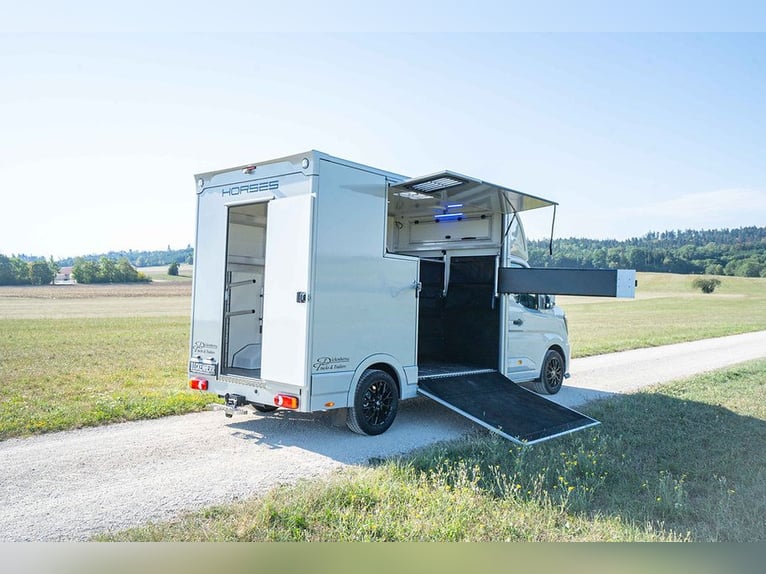 Transportista de caballos 2 Ride Automático Renault Master 170 CV Transportador de ganado y animales