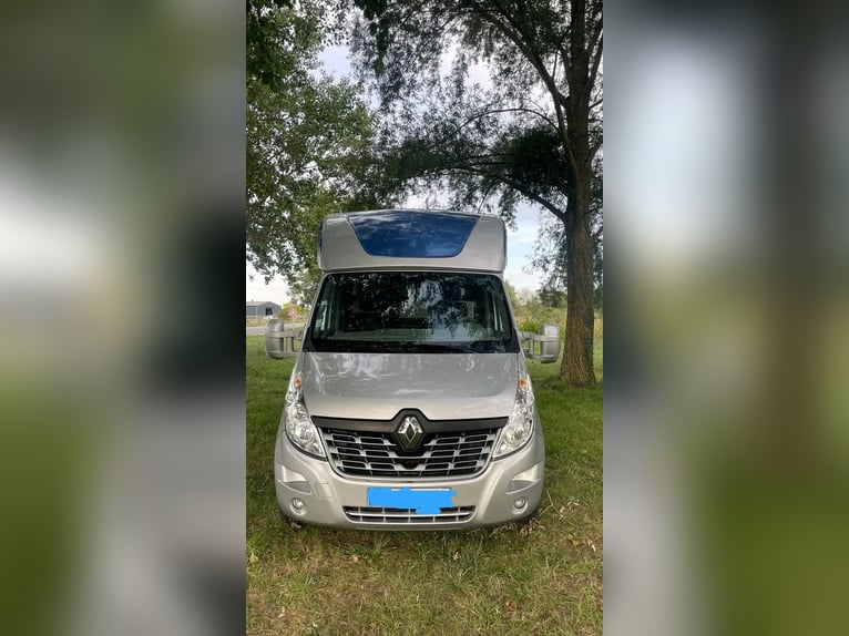 VL STX caja automática / 5 plazas / 2017 / Renault Master