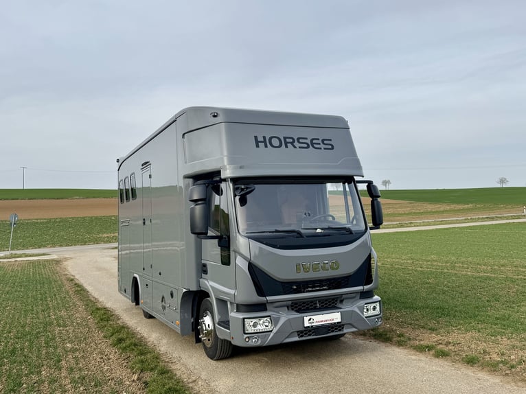 Iveco Eurocargo 80E RJH - Camión de transporte de caballos con vivienda, ducha y WC, para 3 caballos