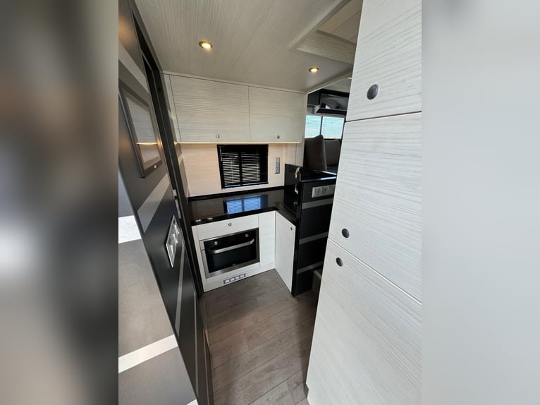 MERCEDES-BENZ - ACTROS (2017)