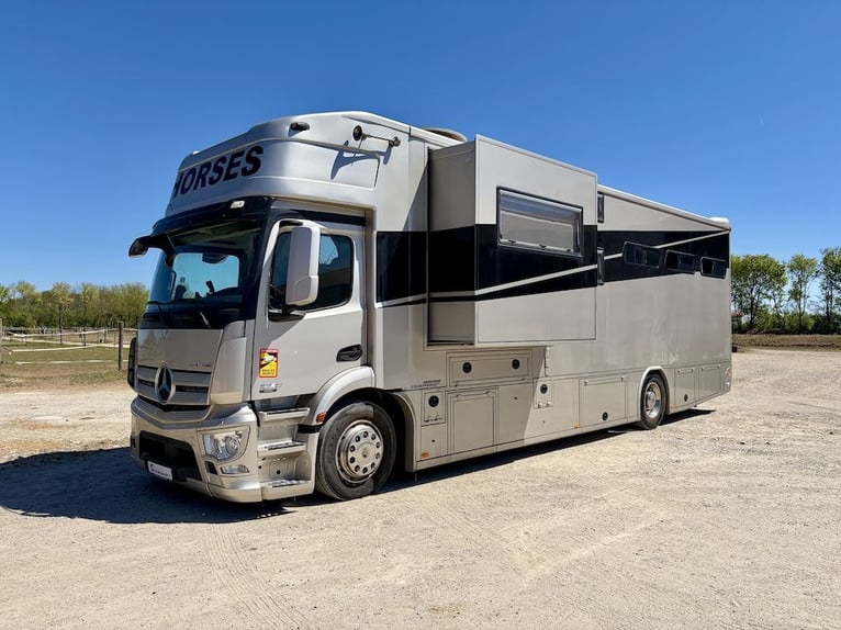 Mercedes-Benz Antos 1836 RJH transportín para caballos, para 5 caballos, con plataforma deslizante, 