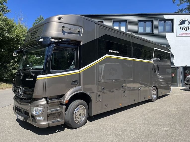 Mercedes-Benz Actros 1840 RJH Exclusive camión de transporte de caballos, para 3 caballos, sistema S