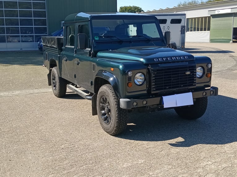 Landrover Defender 130 Perfektes Zugfahrzeug  mit 3,5 t Anhängelast für Ihren Pferdeanhänger 