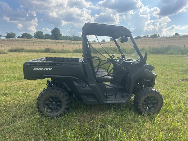 Can Am Traxter HD9