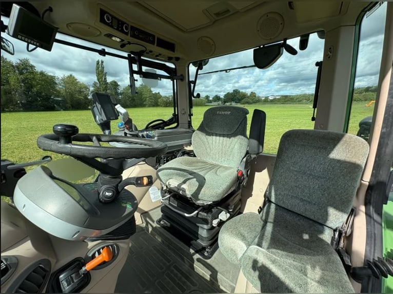 FENDT landwirtschaftliche Maschine 