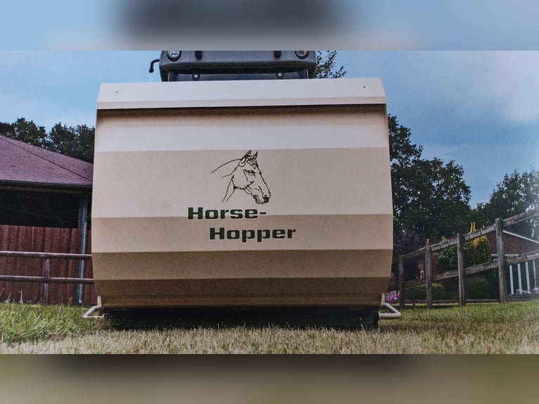 Horse Hopper de estreno para el cuidado de praderas de caballos
