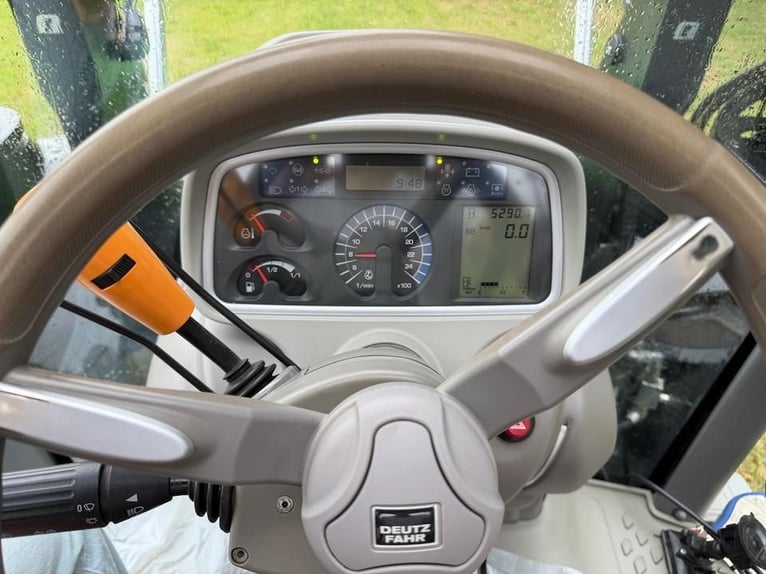 Tractor DEUTZ 7250 AGROTON TTV de 258 CV con cargador frontal, ¡TOP!