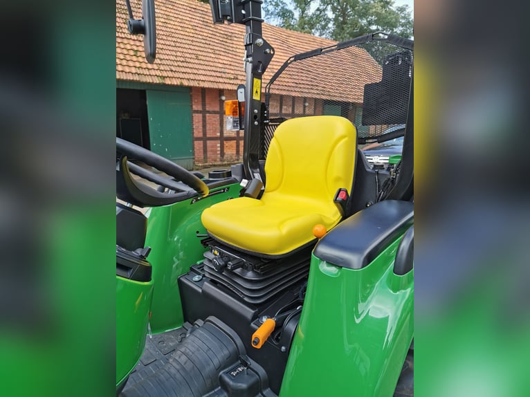 John Deere 3038E | Vorführer Kleintraktor / Kompakttraktor | 38PS | Frontlader | Verfügbar