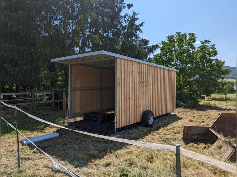 Mobiler Unterstand / Heuhalle